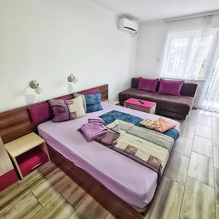 Apartment Aleksandra 2 9